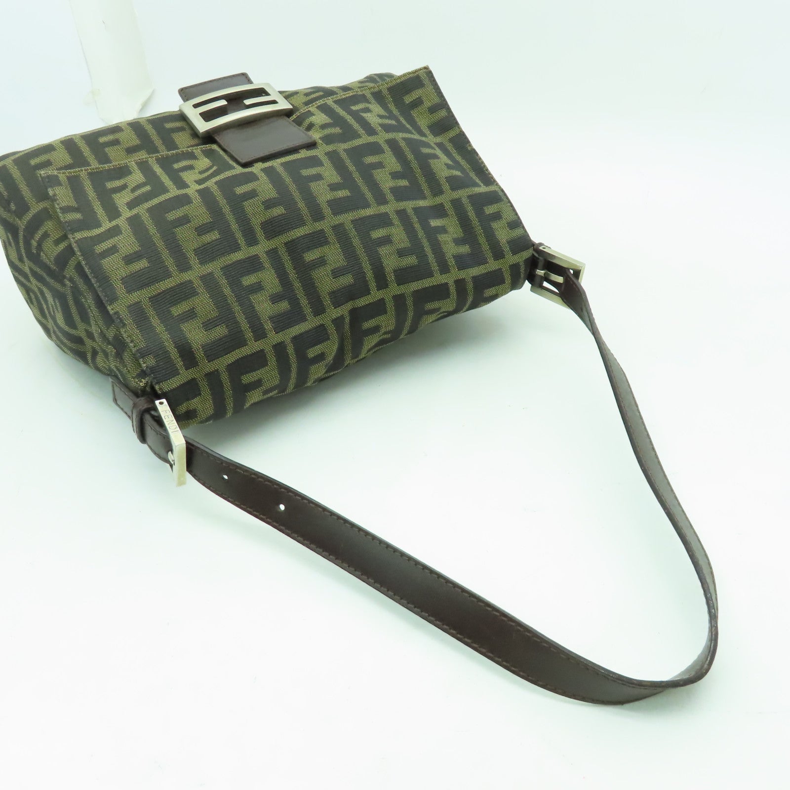 FENDI 帆布Shoulder Bag銀扣肩背袋啡色