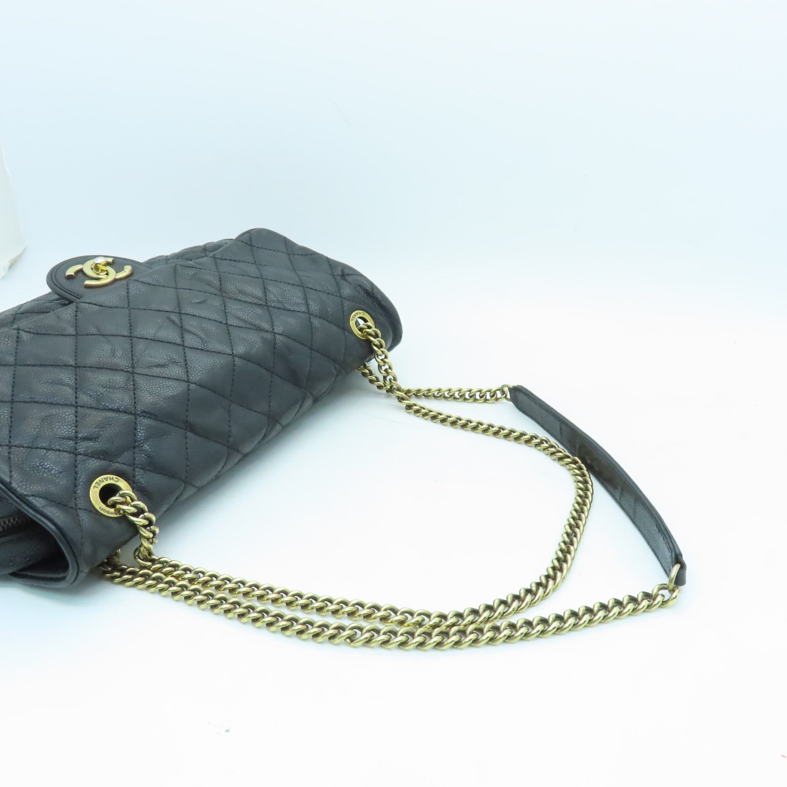 CHANEL Rhombus Caviar Leather Chain Shoulder Bag Gold Buckle Chain Belt Shoulder Bag Black