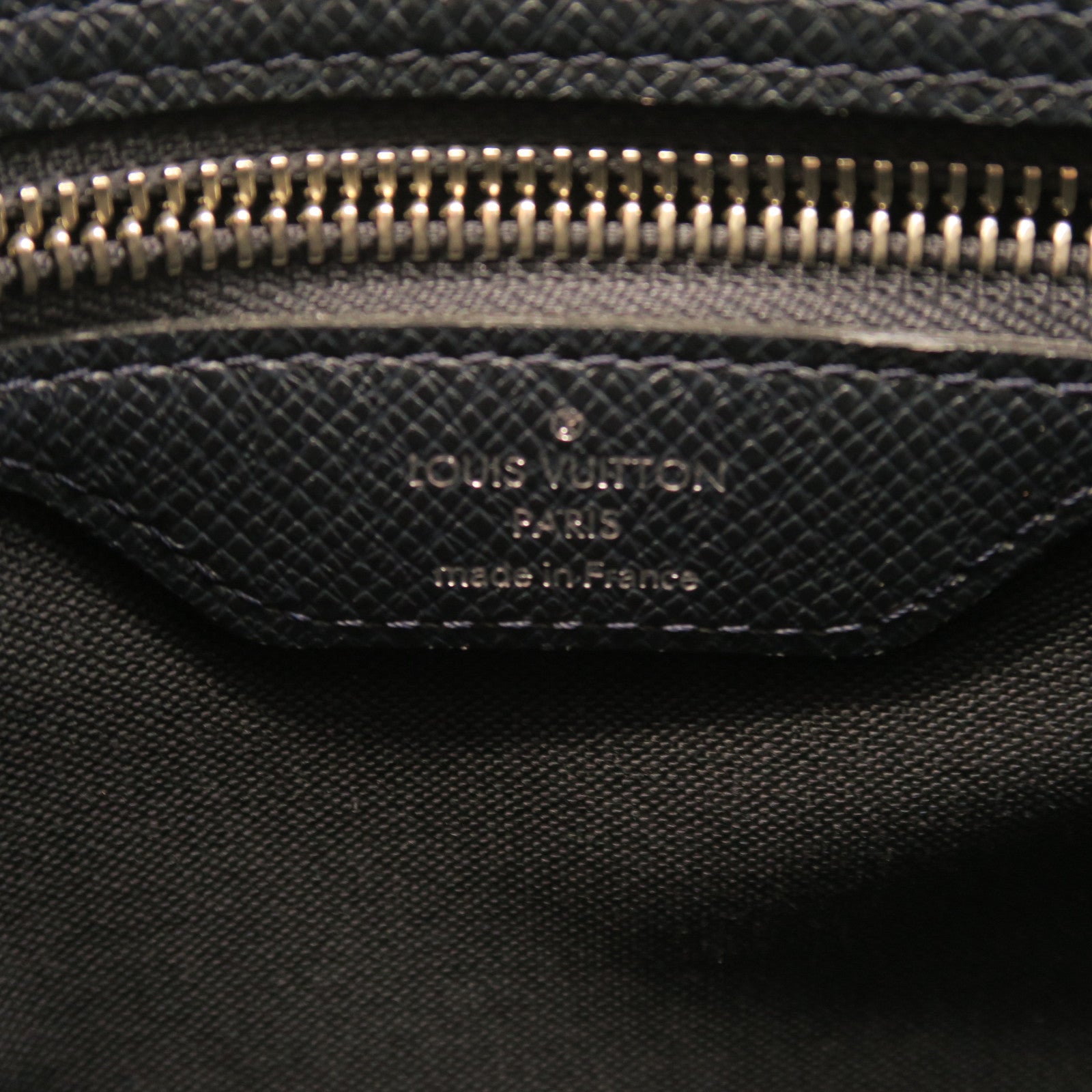 LOUIS VUITTON Taiga Roman MM Silver Buckle Shoulder Bag Black