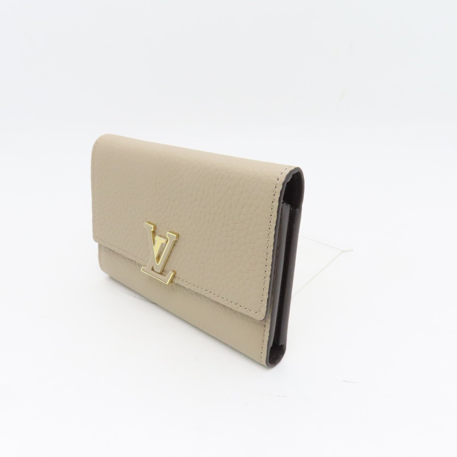 LOUIS VUITTON 牛皮皮革Capucines Wallet金扣錢包杏色