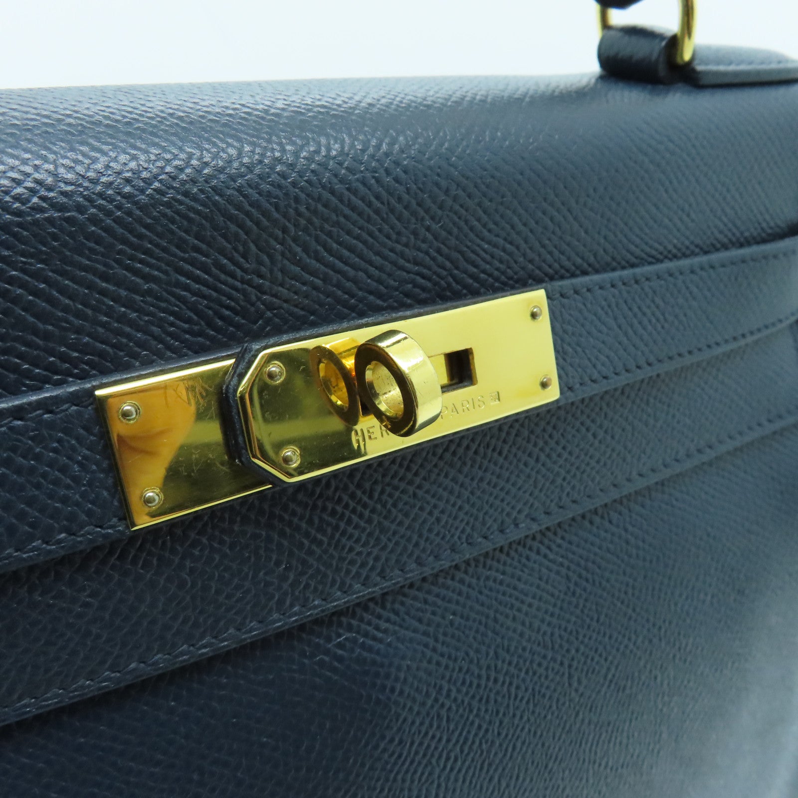 HERMES Epsom皮革Kelly 28金扣手挽袋藍色