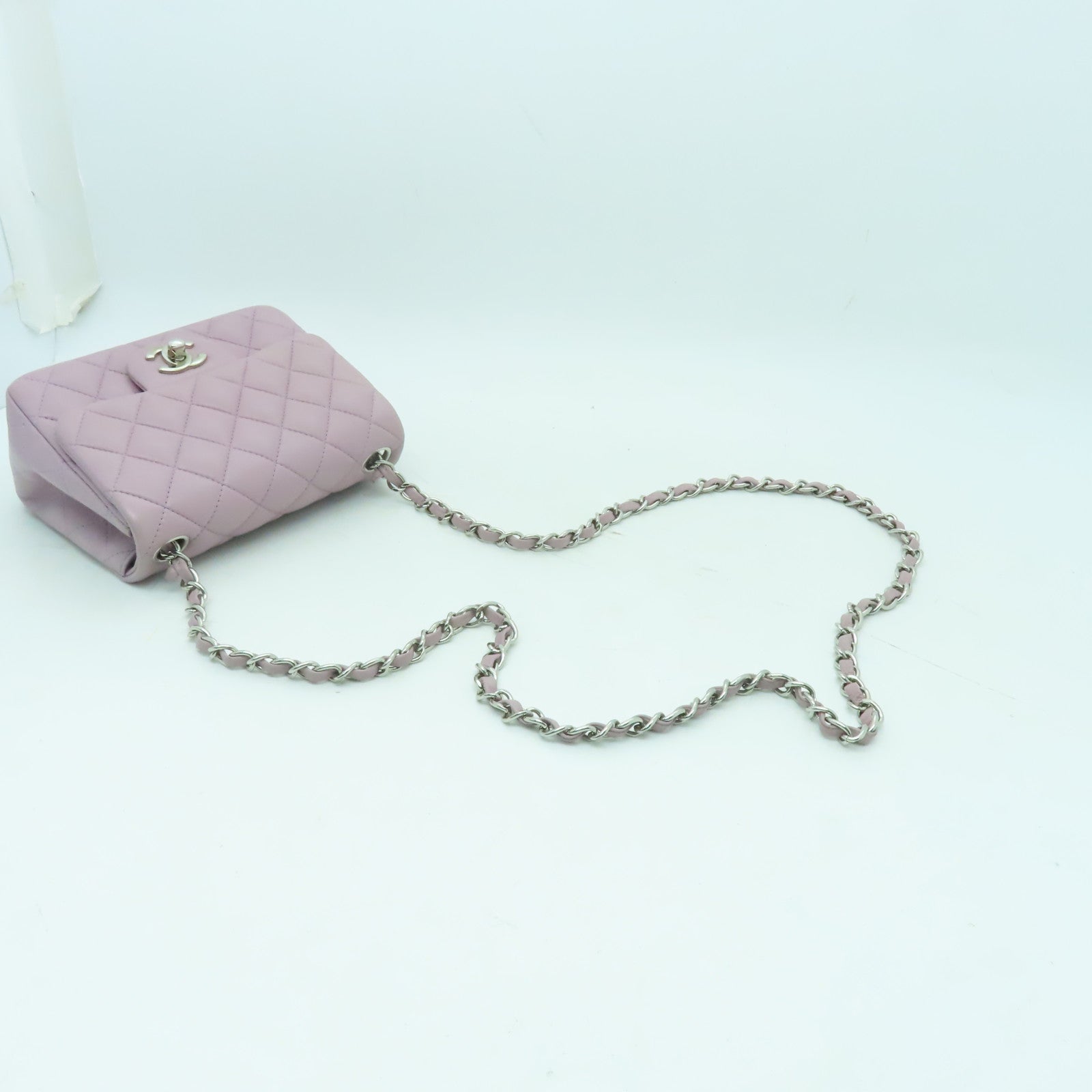 CHANEL 菱格羊皮皮革Classic 17銀扣鏈帶肩背袋紫色
