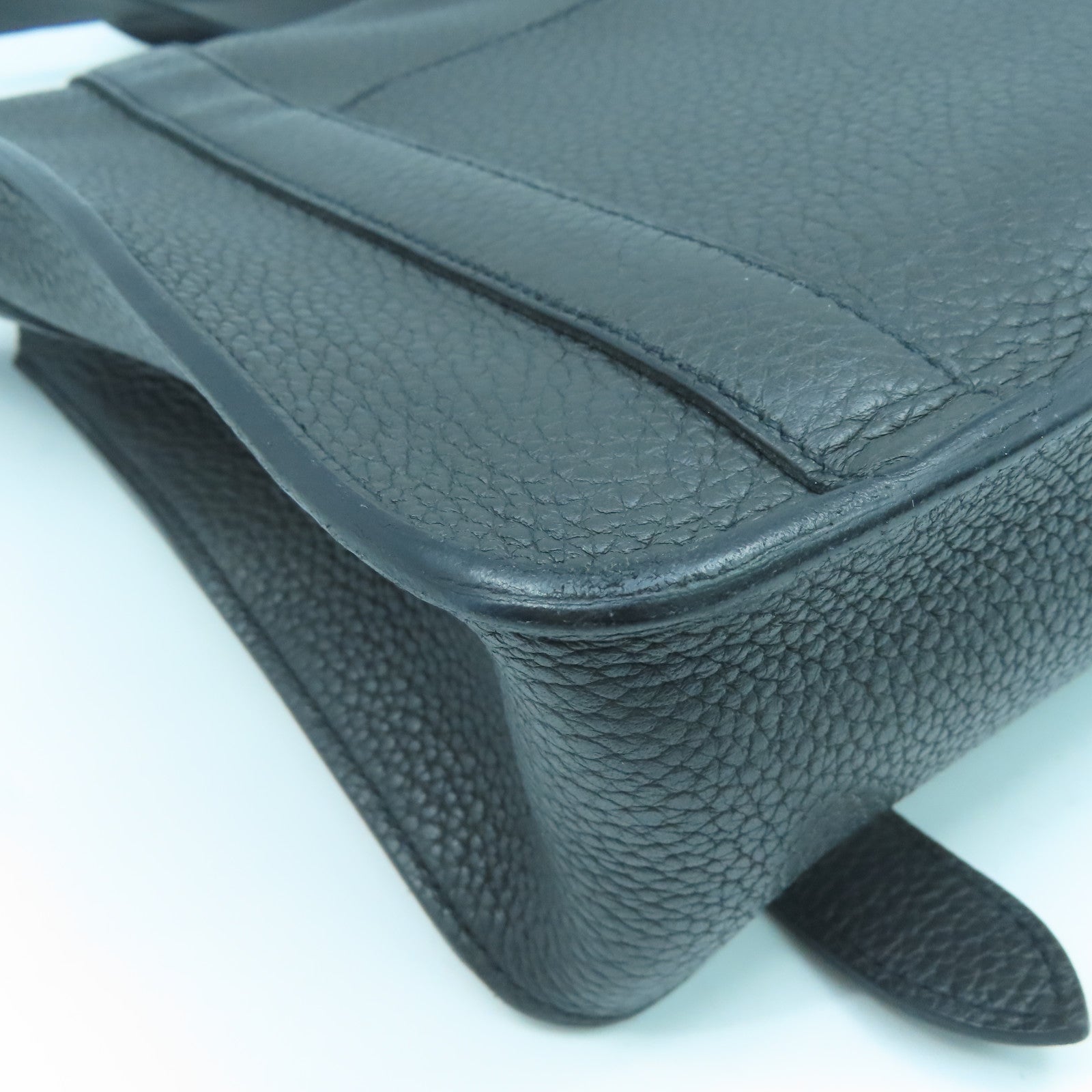 HERMES Taurillon Clemence Leather Steve Silver Buckle Shoulder Bag Black