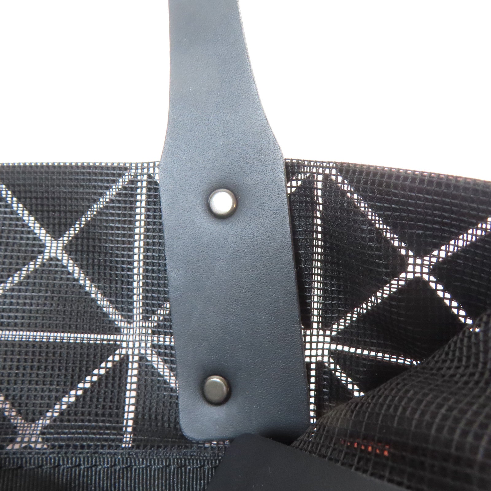 ISSEY MIYAKE PVC Issey Miyake Bao Bao黑扣肩背袋桃色/粉紅色