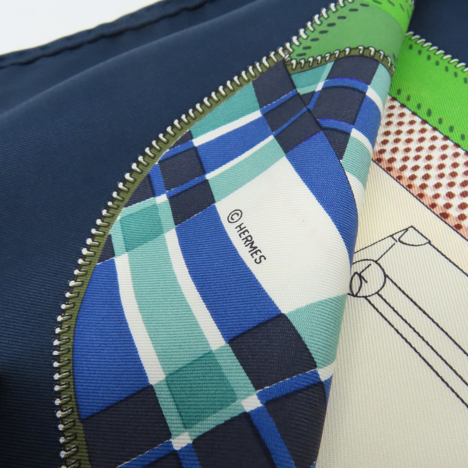 HERMES 【激減優惠】絲質Scarf 90x90絲巾寶藍色/藍色/彩色