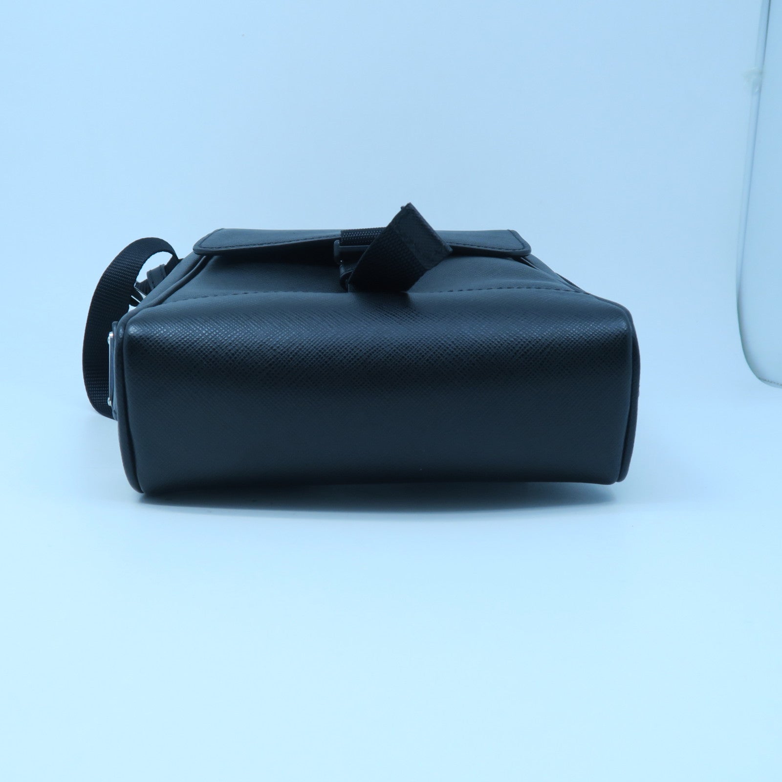 PRADA 牛皮皮革Shoulder Bag銀扣肩背袋黑色