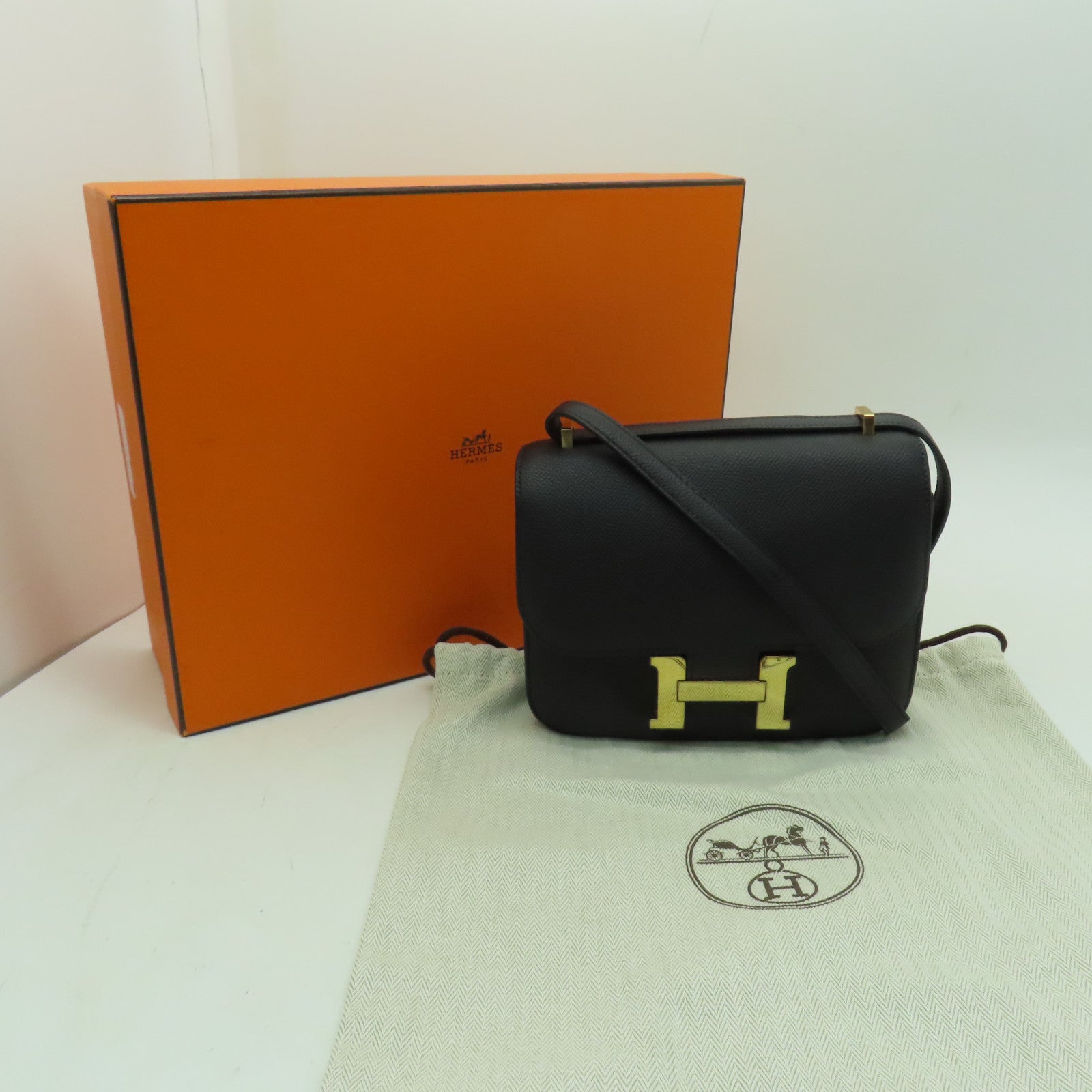 HERMES Epsom皮革Constance Mini金扣手挽肩背兩用袋黑色