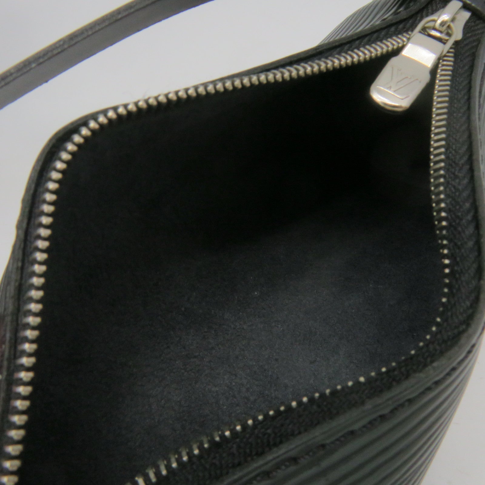 LOUIS VUITTON Epi Soufflot Hand Bag手挽袋黑色