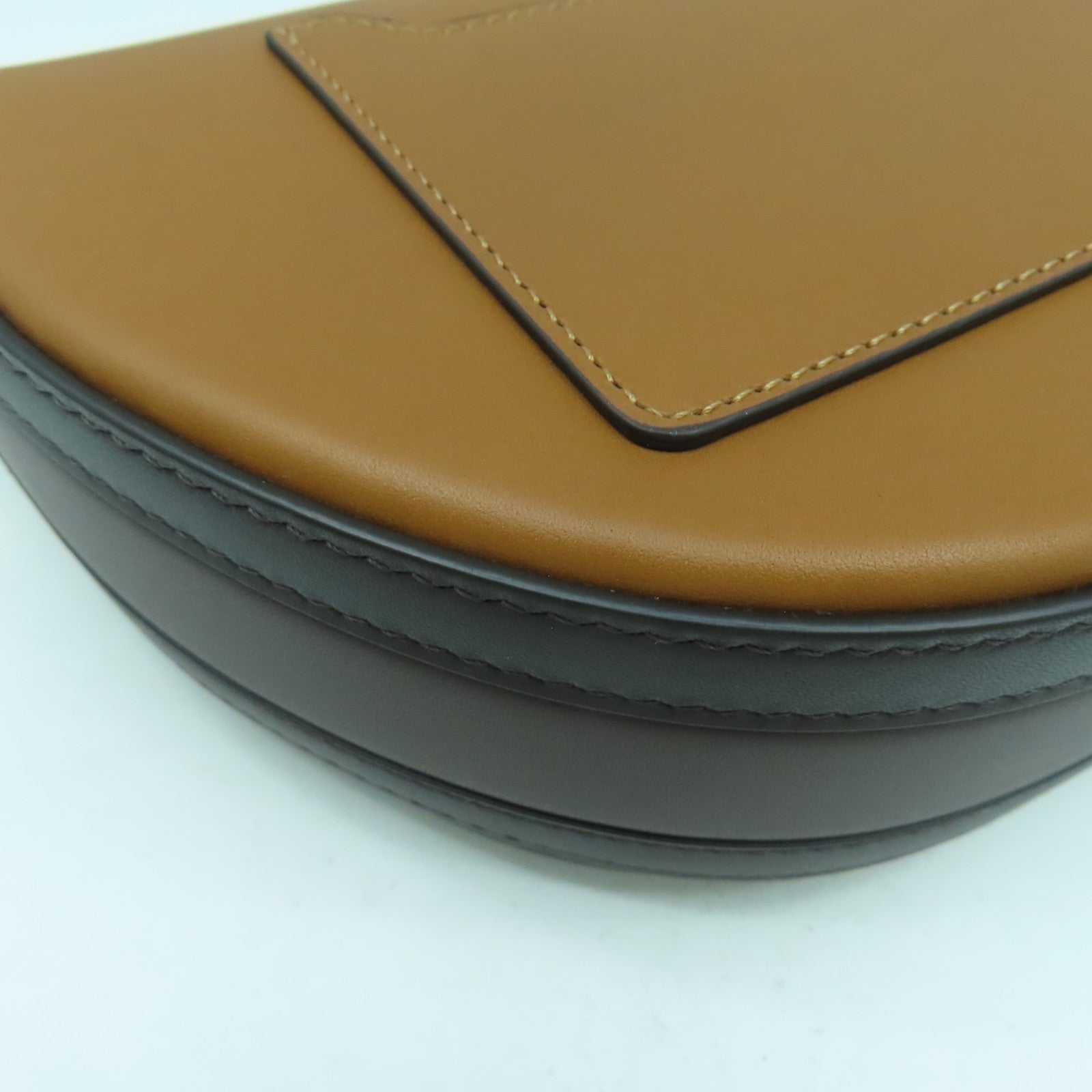BURBERRY 牛皮皮革Olympia Small Bag金扣肩背袋啡色
