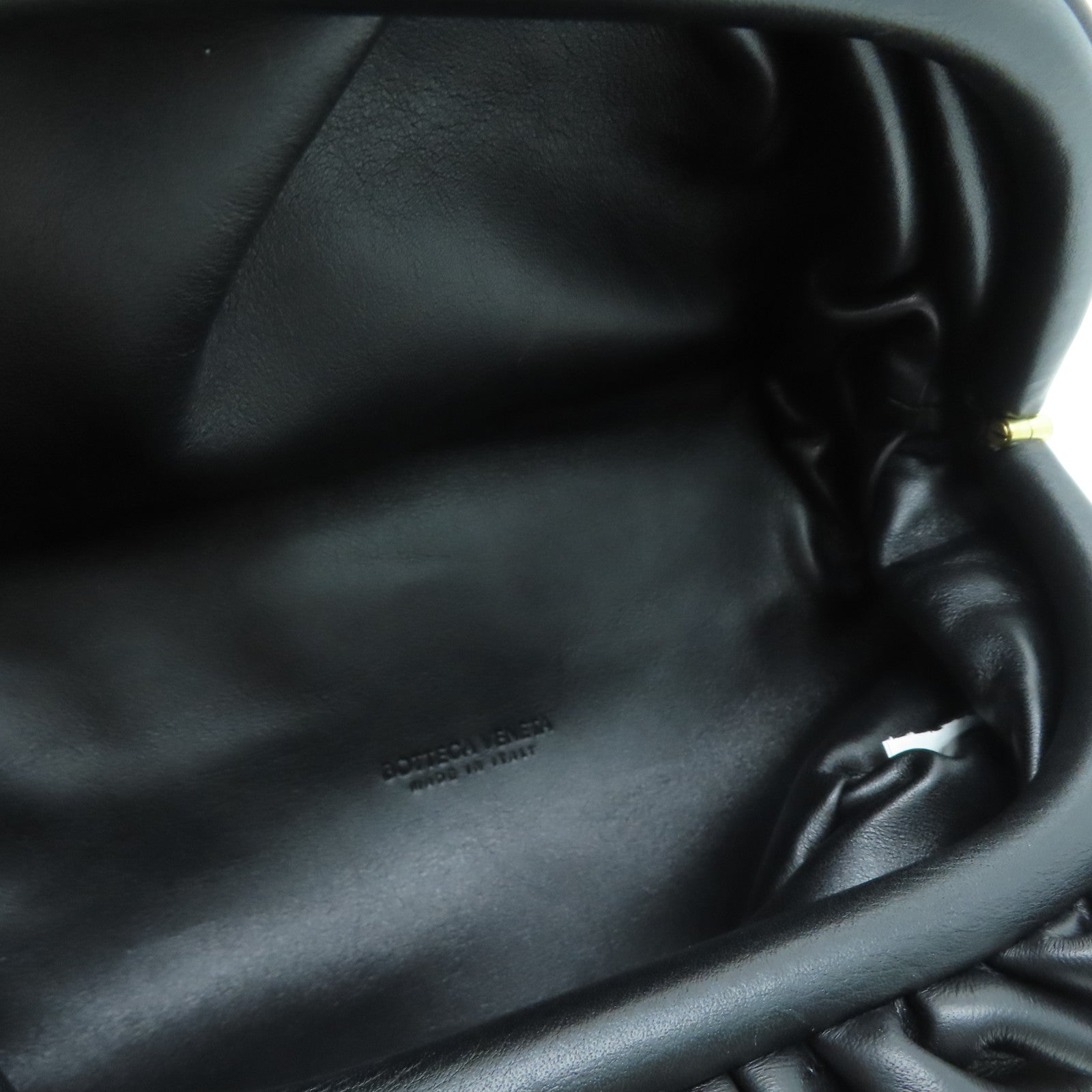 BOTTEGA VENETA 羊皮皮革Belt Chain Shoulder金扣链带肩背袋黑色