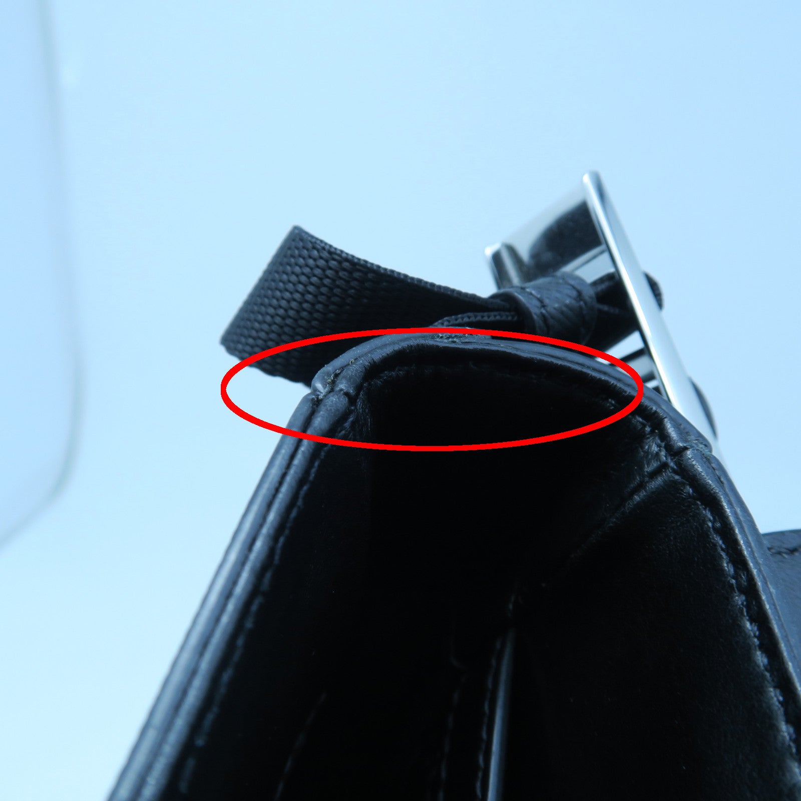 PRADA 牛皮皮革Shoulder Bag銀扣肩背袋黑色