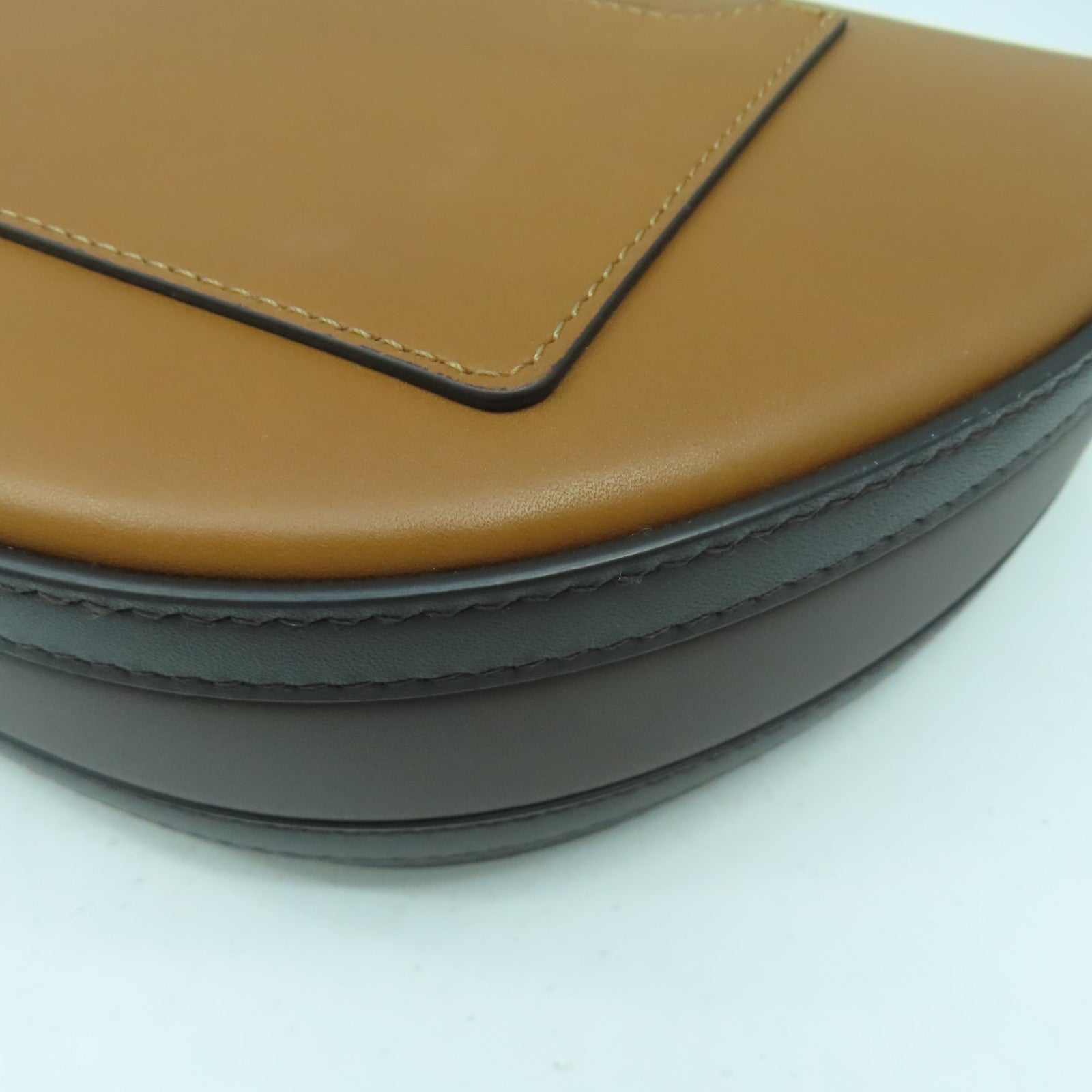 BURBERRY 牛皮皮革Olympia Small Bag金扣肩背袋啡色
