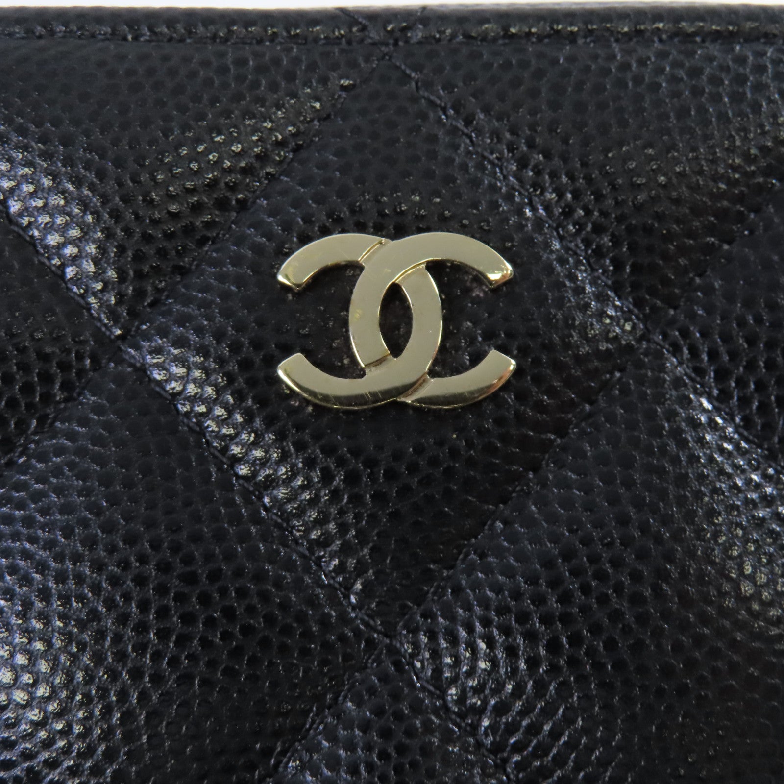 CHANEL 菱格Caviar皮革Phone Shoulder Bag金扣鏈帶肩背袋黑色