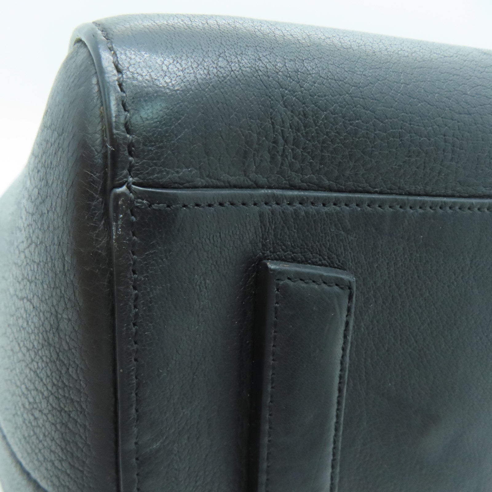 GIVENCHY 牛皮皮革Antigona Bag银扣手挽肩背两用袋黑色
