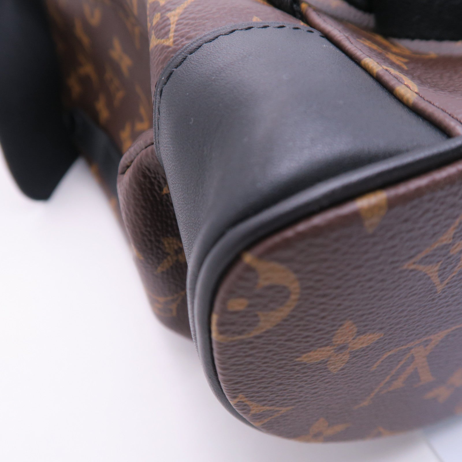 LOUIS VUITTON Monogram Christopher PM銀扣背包啡色
