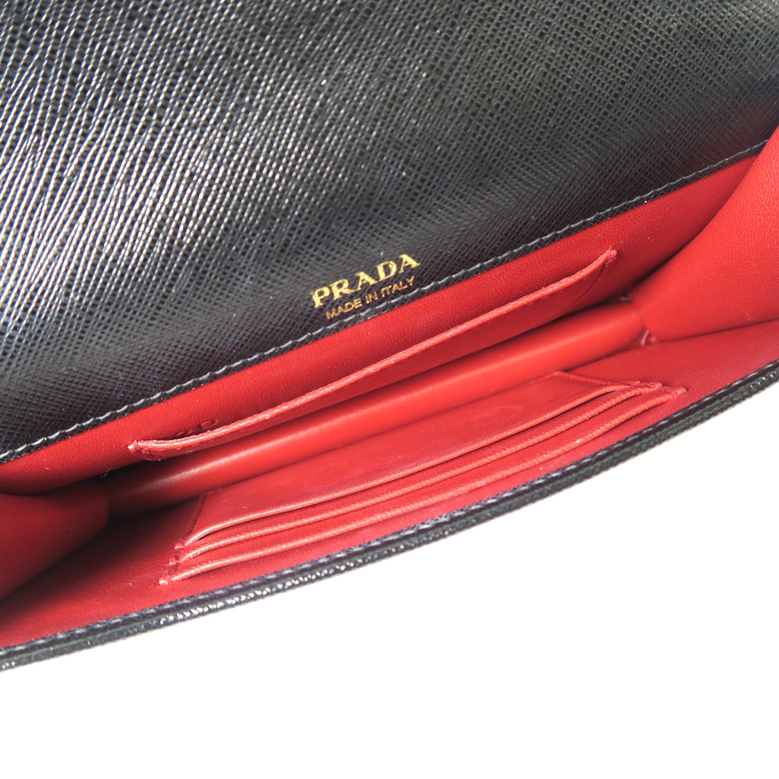PRADA 牛皮皮革Shoulder Bag金扣肩背袋黑色
