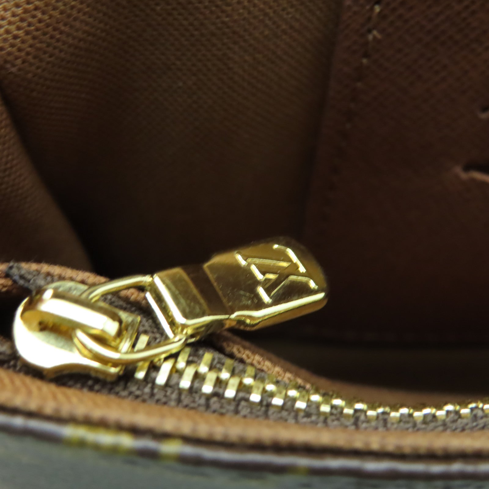 LOUIS VUITTON Monogram  Wallet On Chain Ivy金扣手挽肩背兩用袋棕色
