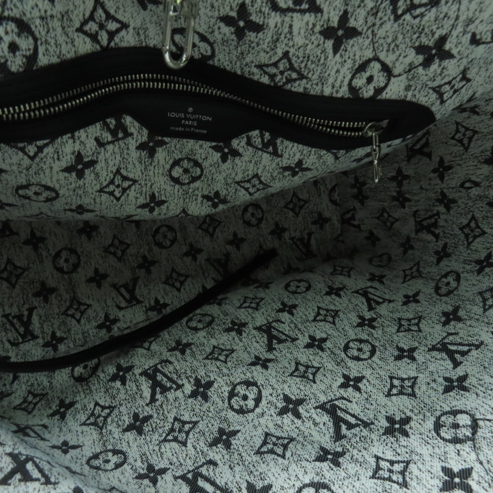 LOUIS VUITTON Monogram Denim Neverfull MM handle bag silver buckle gray
