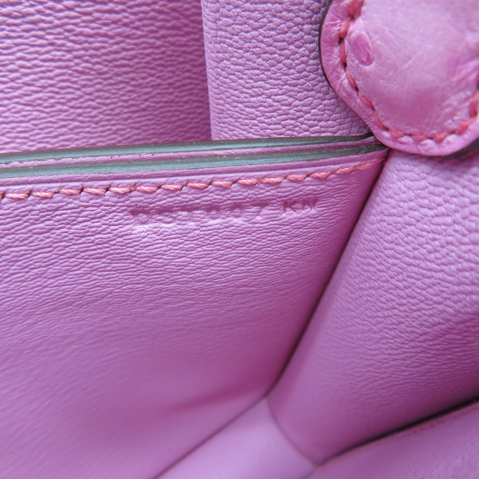 HERMES 鴕鳥皮革Mini Roulis銀扣肩背袋Rose bubblegum泡泡粉色
