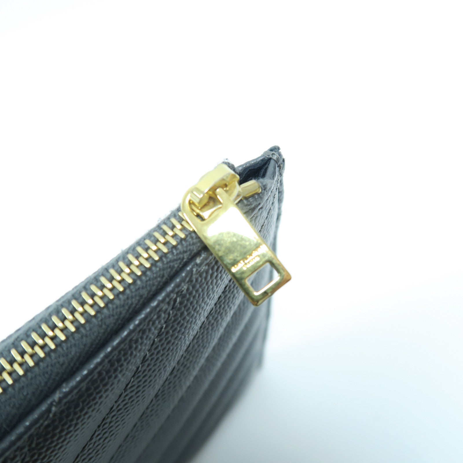 SAINT LAURENT 斜紋牛皮皮革Pouch金扣手拿包灰色