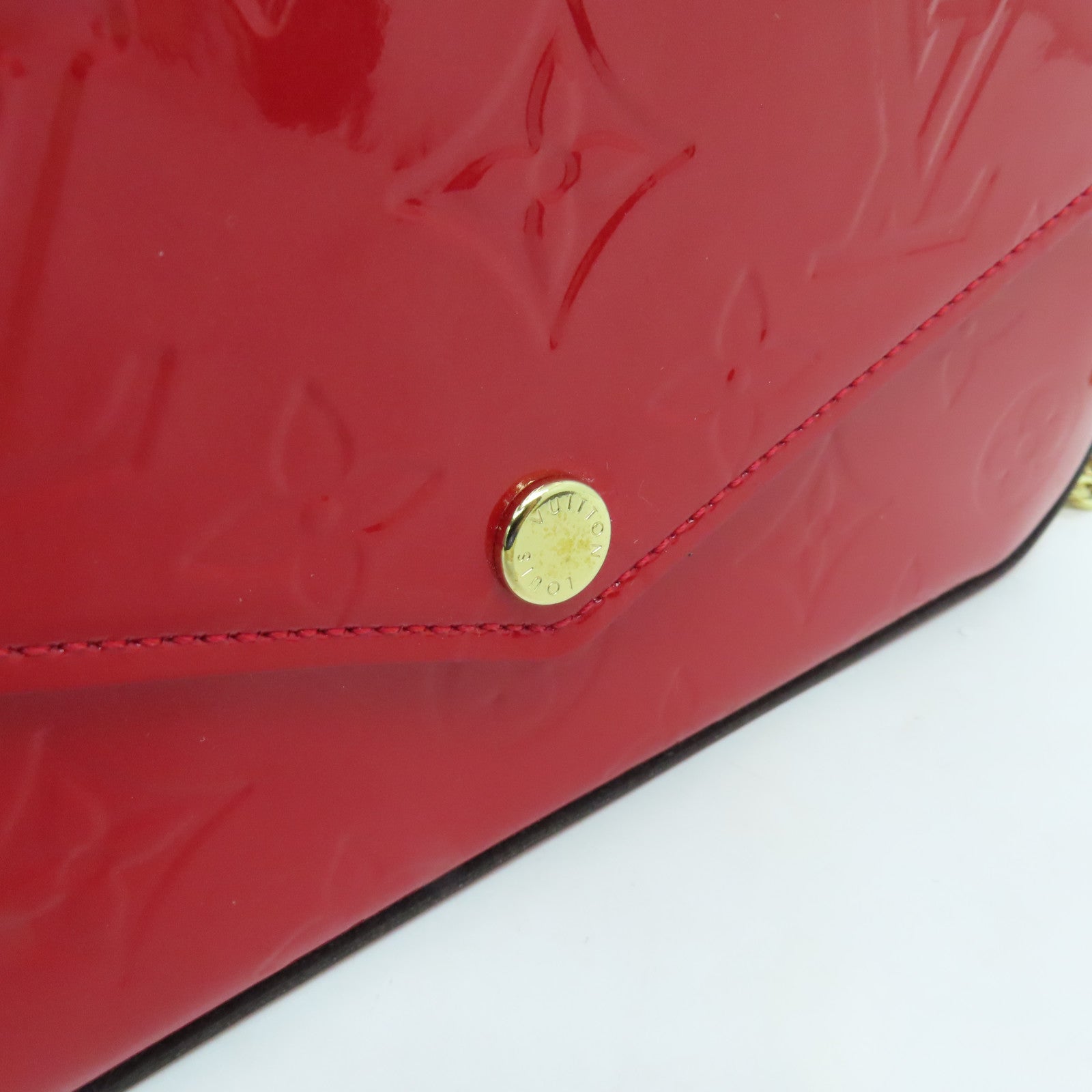 LOUIS VUITTON 【激減優惠】Vernis Pochette Felicie金扣肩背袋紅色