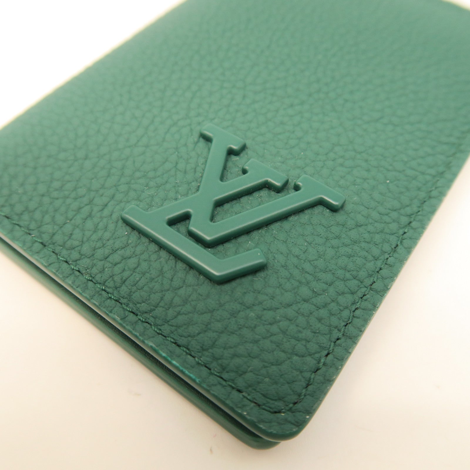 LOUIS VUITTON Cowhide Leather Aerogram Pocket Organizer Card Holder Green