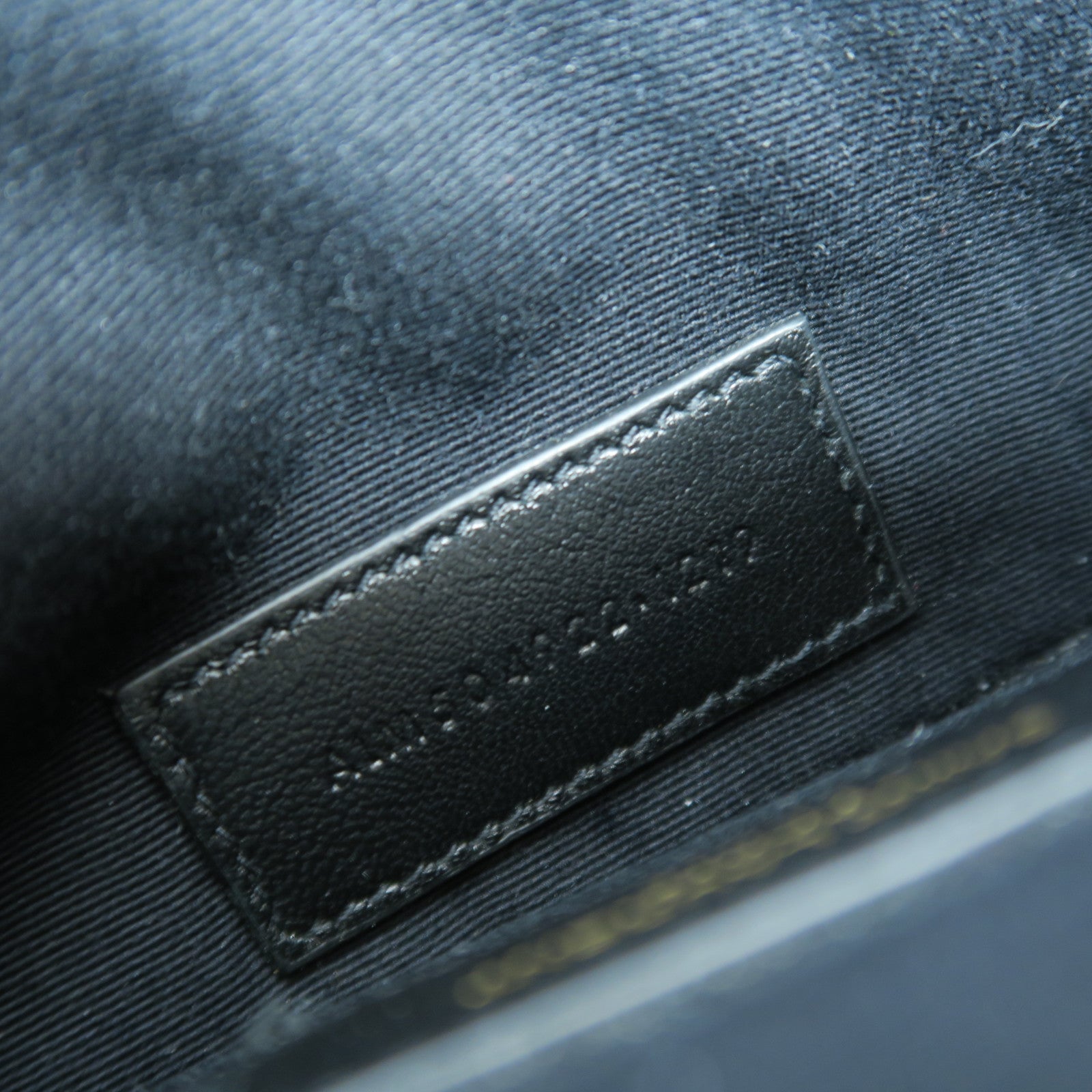 SAINT LAURENT 斜紋牛皮皮革Pouch金扣手拿包灰色