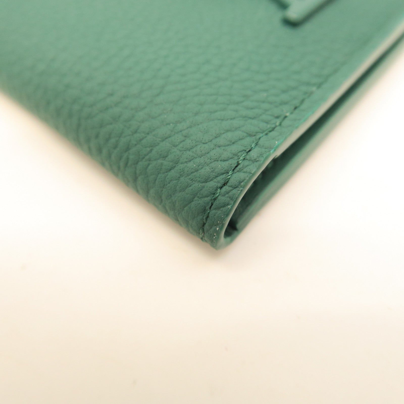 LOUIS VUITTON Cowhide Leather Aerogram Pocket Organizer Card Holder Green