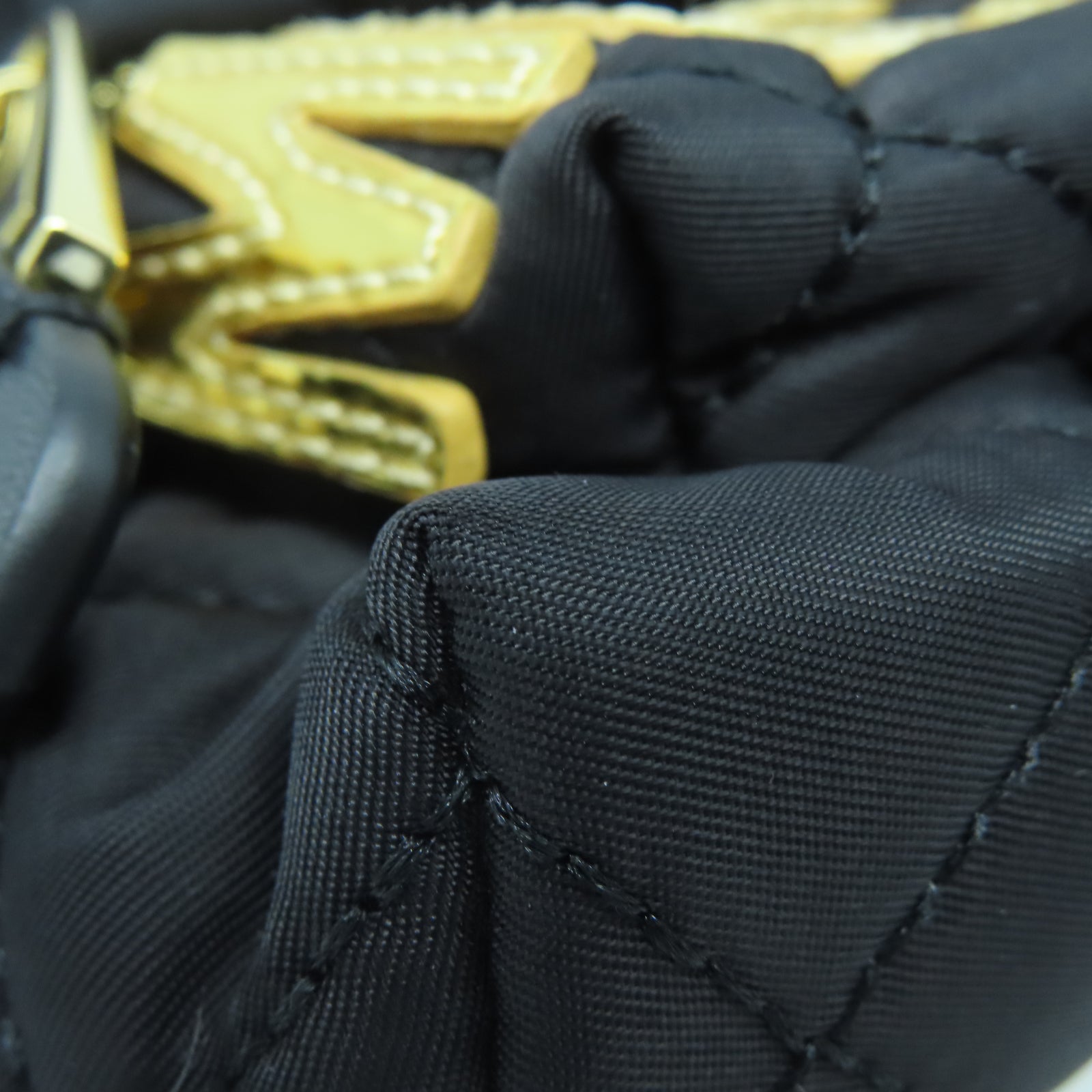 MOSCHINO 尼龍Mini Backpack背包金扣背包黑色