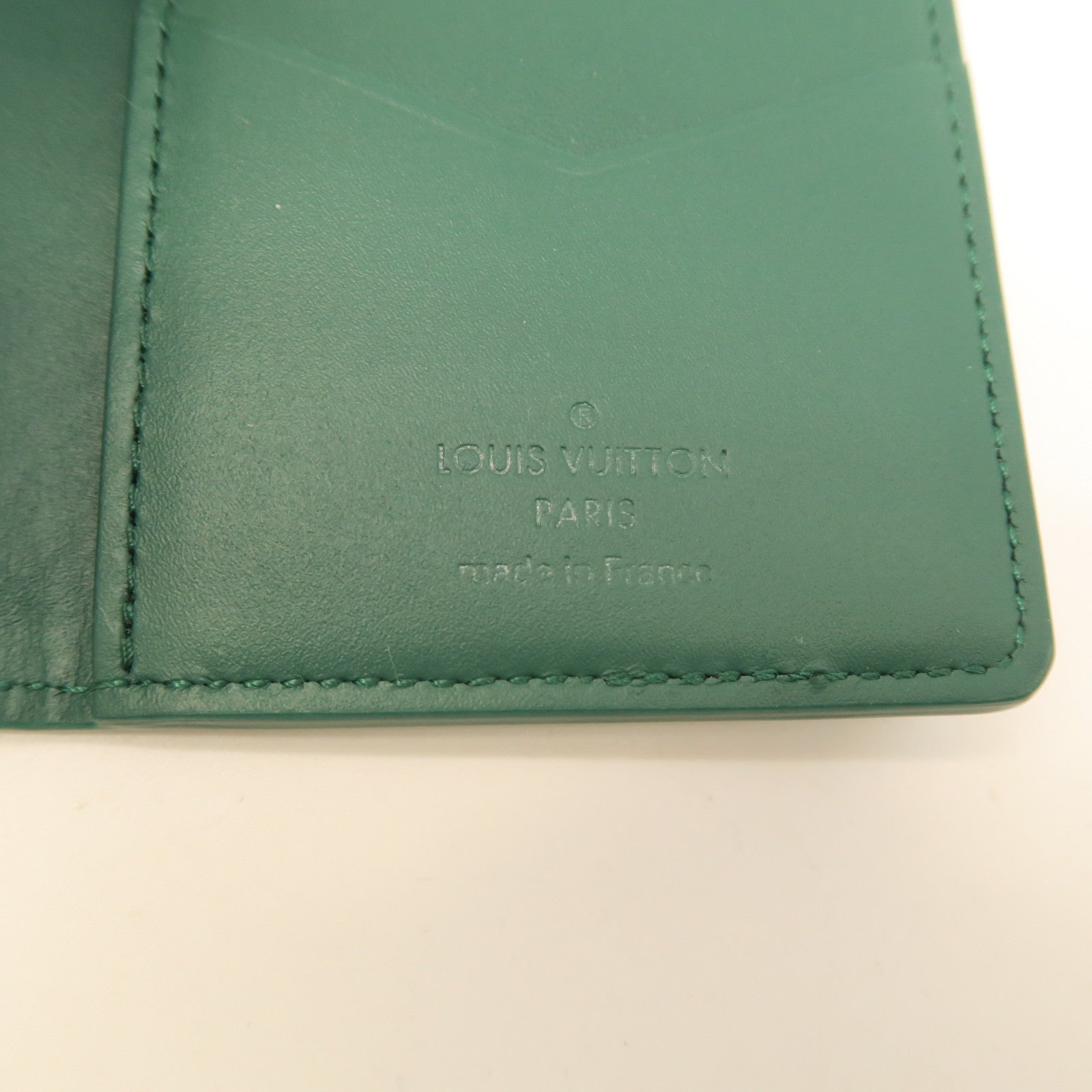 LOUIS VUITTON Cowhide Leather Aerogram Pocket Organizer Card Holder Green