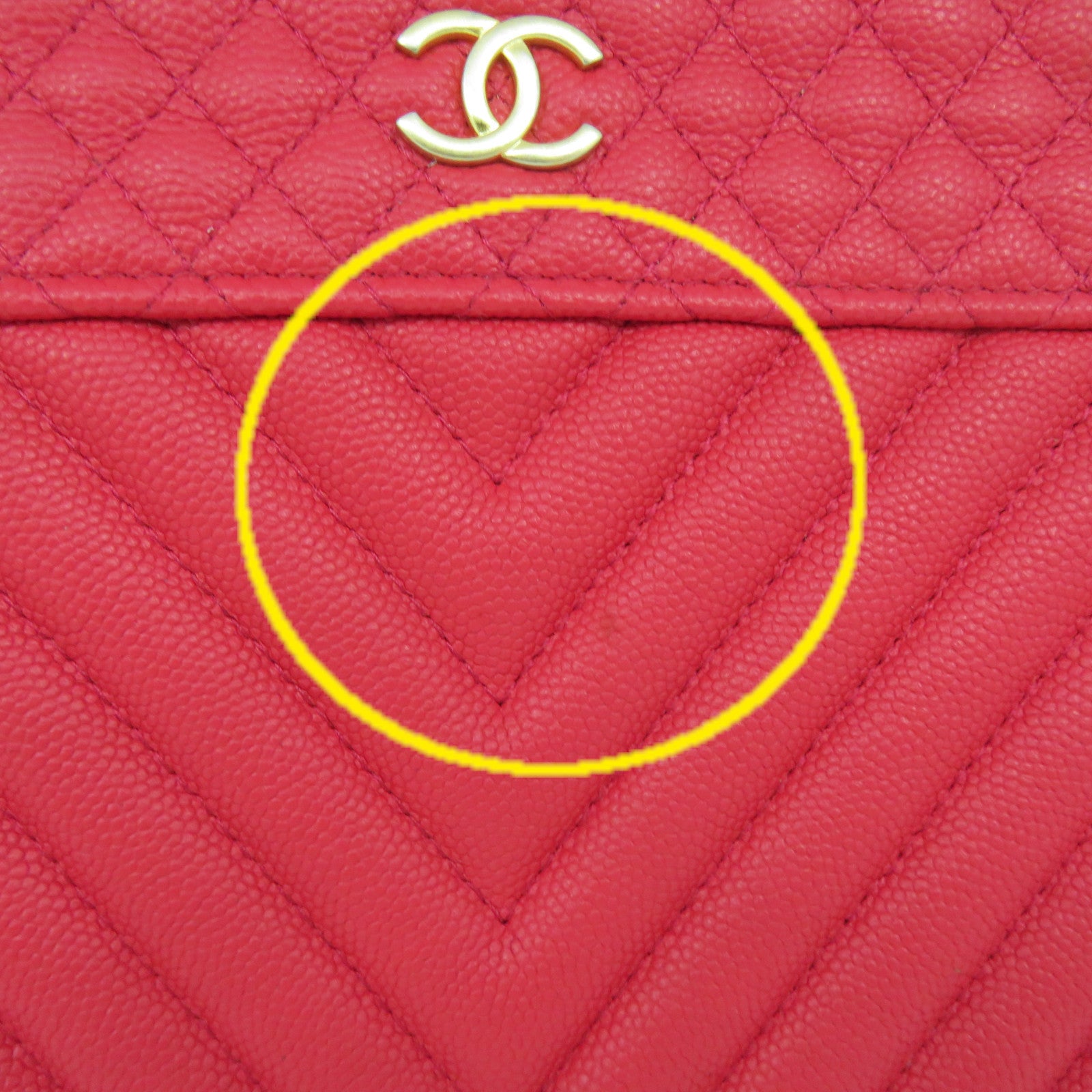 CHANEL 斜纹Caviar皮革Clutch手拿包红色