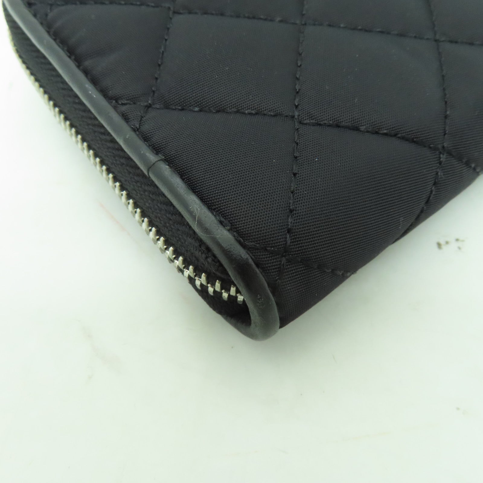 MOSCHINO 尼龍Zippied Long Wallet銀扣長錢包黒色
