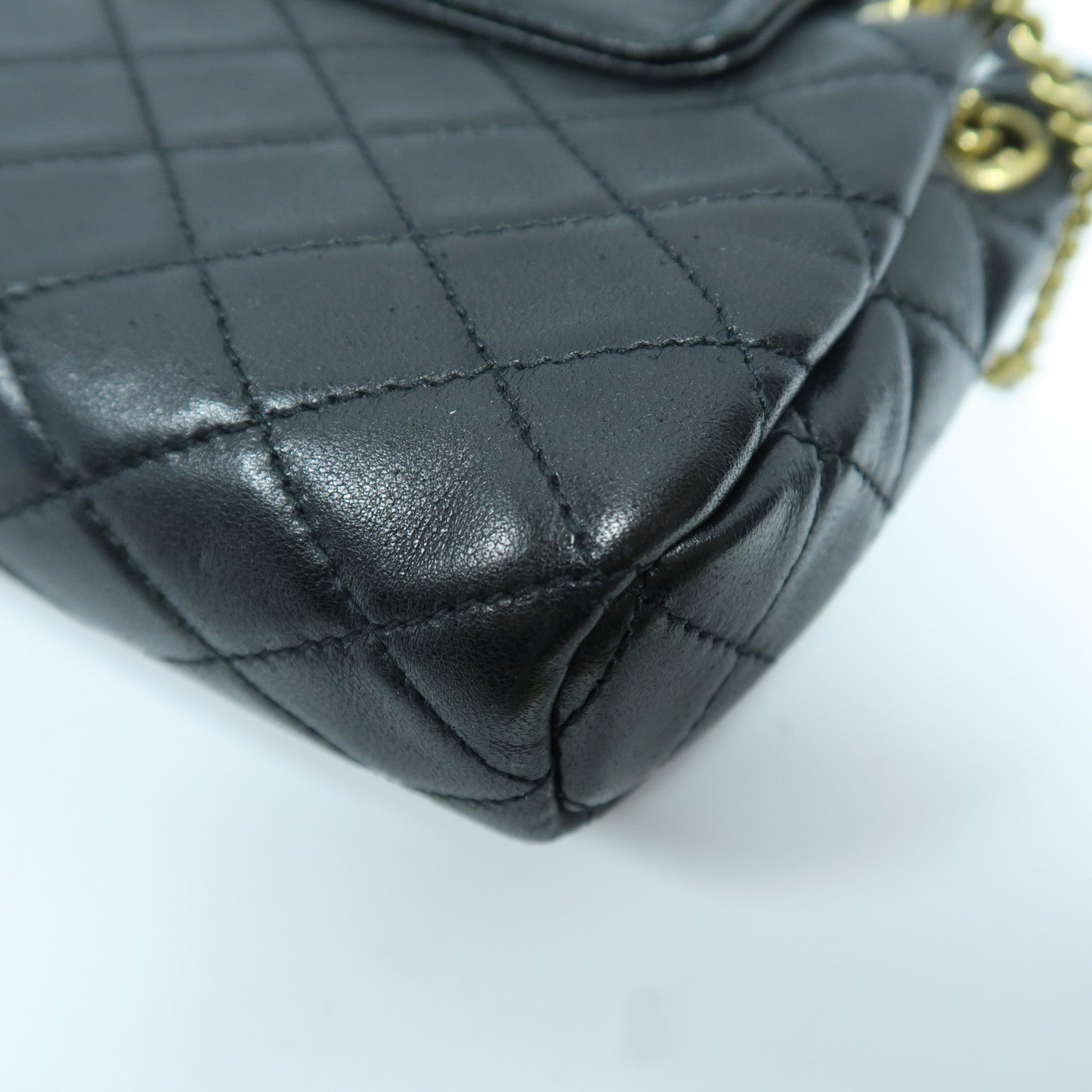 SAINT LAURENT 羊皮皮革Mini Nolita金扣鏈帶肩背袋黑色