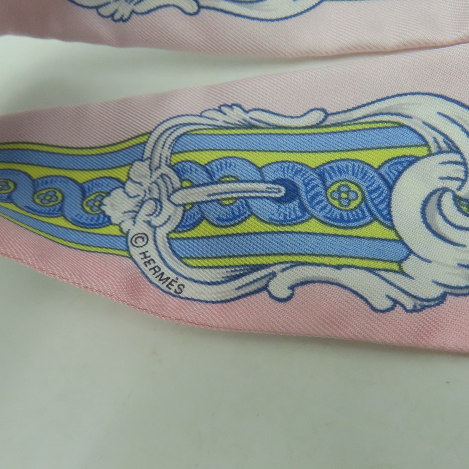 HERMES 【激減優惠】絲質Twilly絲巾粉紅色