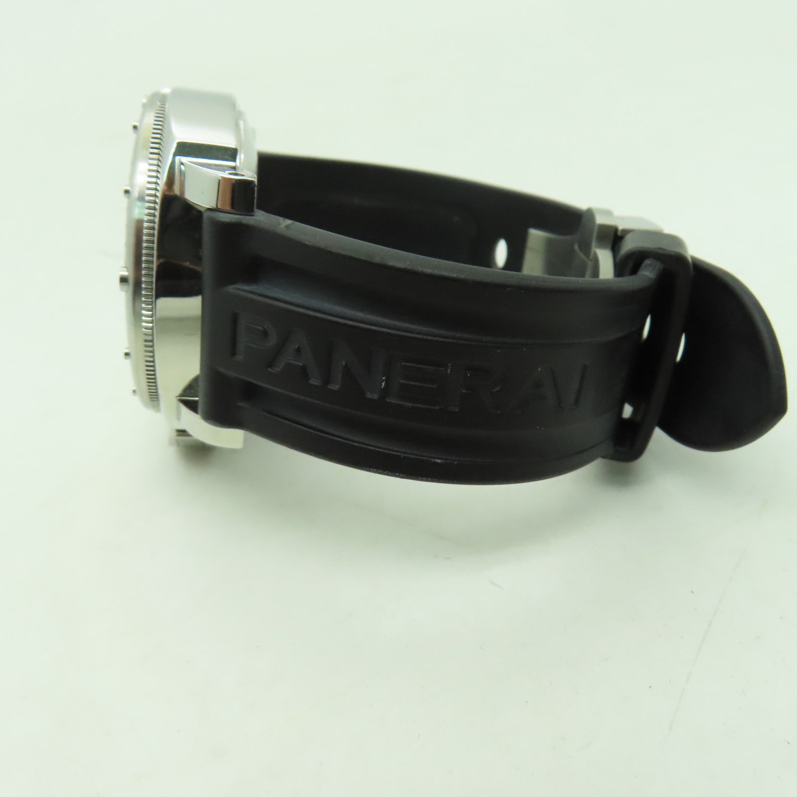 PANERAI Luminor不鏽鋼自動機芯手錶黑色