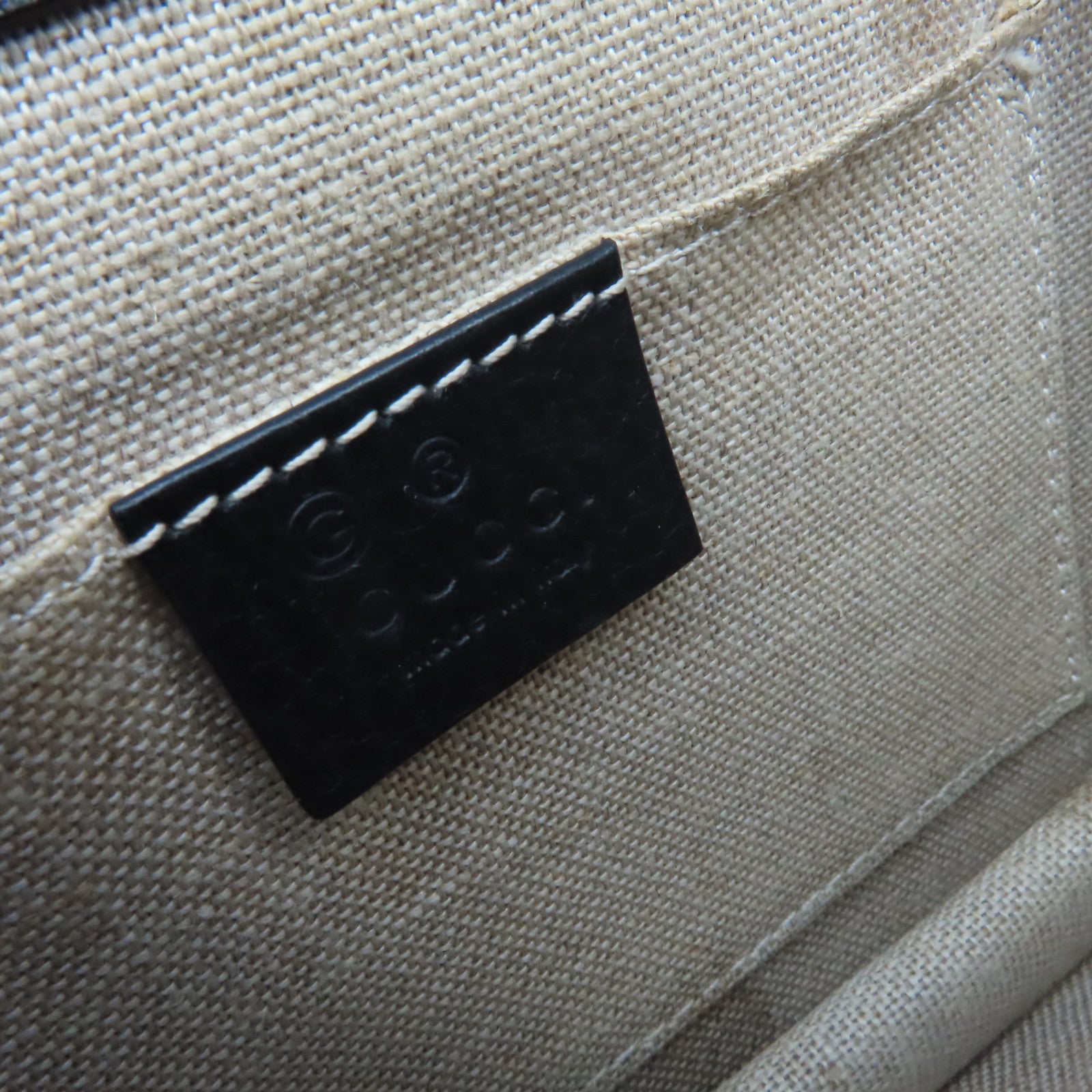 GUCCI 牛皮皮革Chain Shoulder Bag金扣鏈帶肩背袋黑色