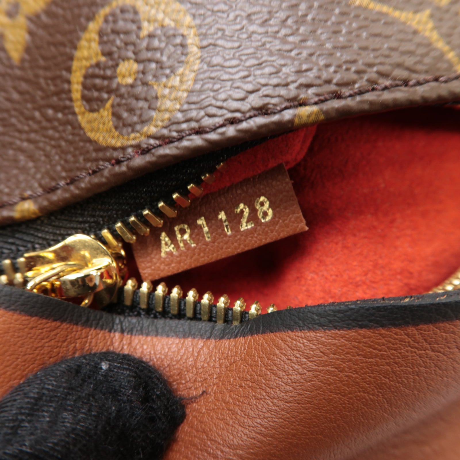 LOUIS VUITTON Monogram Tuileries Besace金扣手挽肩背兩用袋啡色/紅色