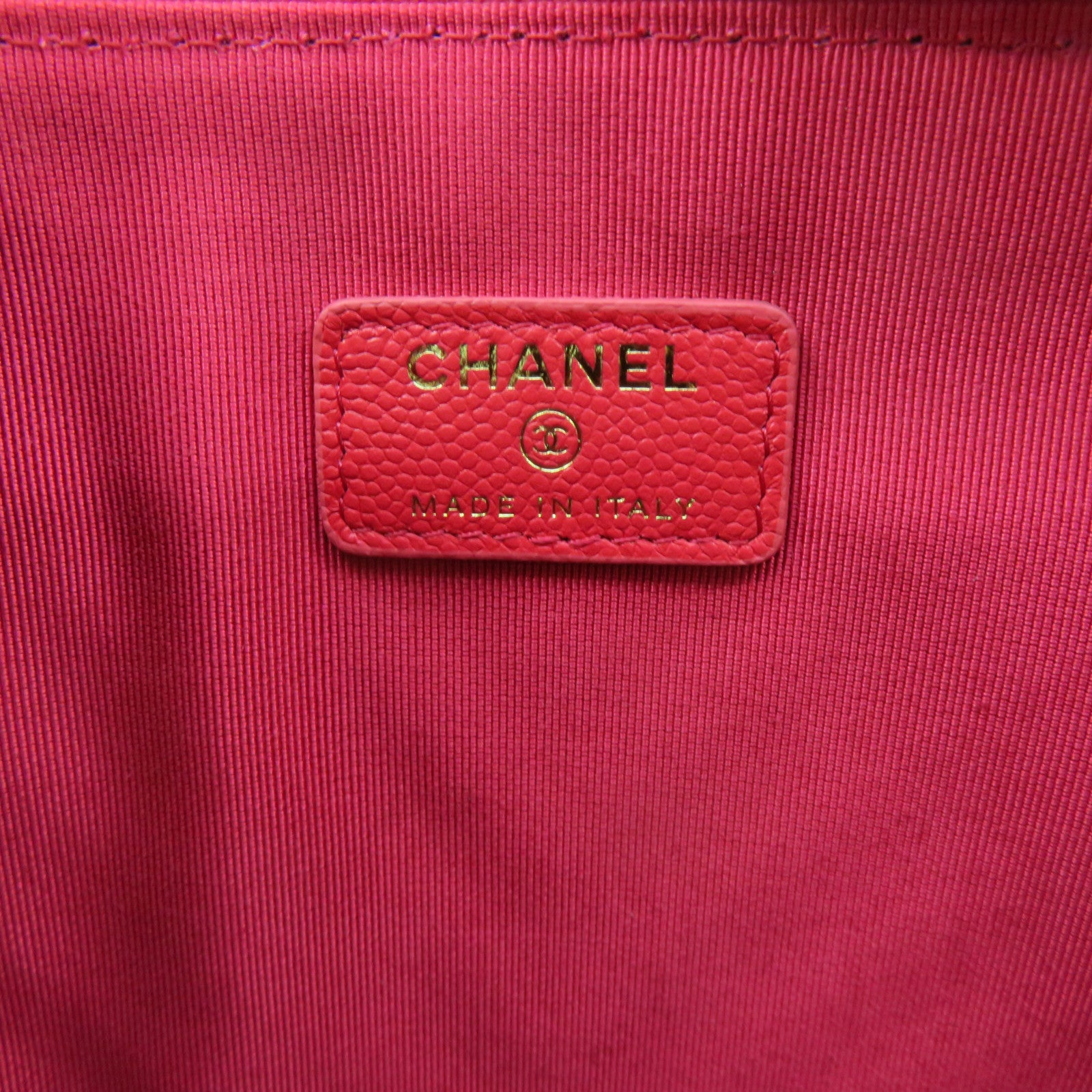 CHANEL 斜纹Caviar皮革Clutch手拿包红色