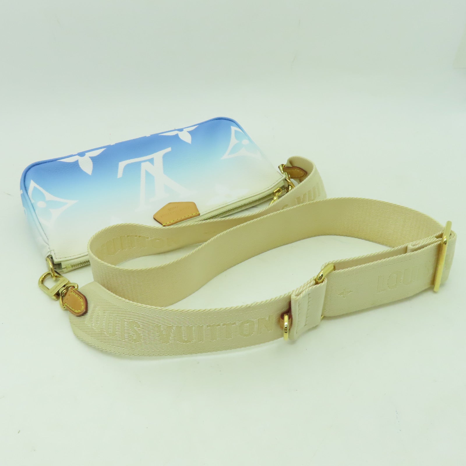 LOUIS VUITTON Monogram Giant Multi Pochette金扣肩背袋藍色/白色
