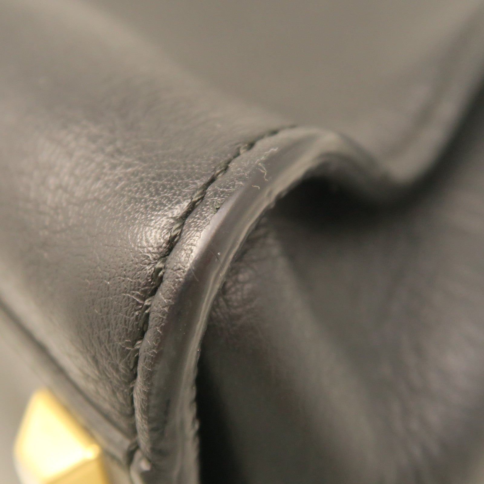 FENDI Cowhide Leather Peekaboo Gold Buckle Handle Shoulder Bag Black