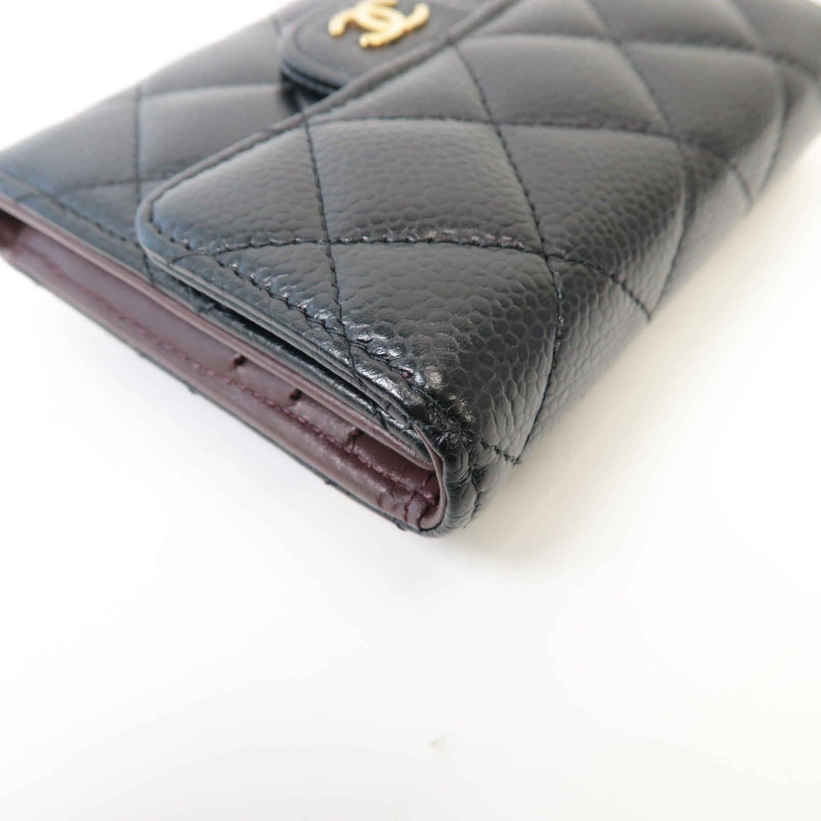 CHANEL 菱格Caviar皮革Classic Wallet金扣錢包黑色