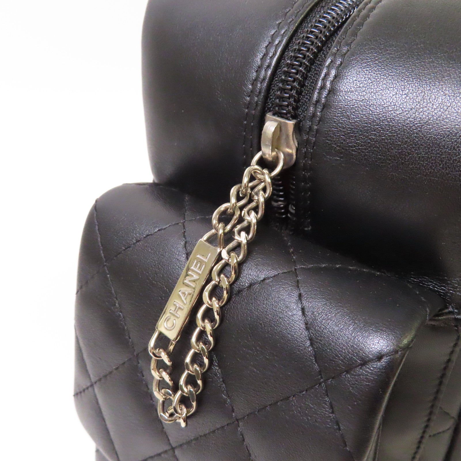 CHANEL 菱格牛皮皮革Cambon Shoulder Bag銀扣肩背袋黑色