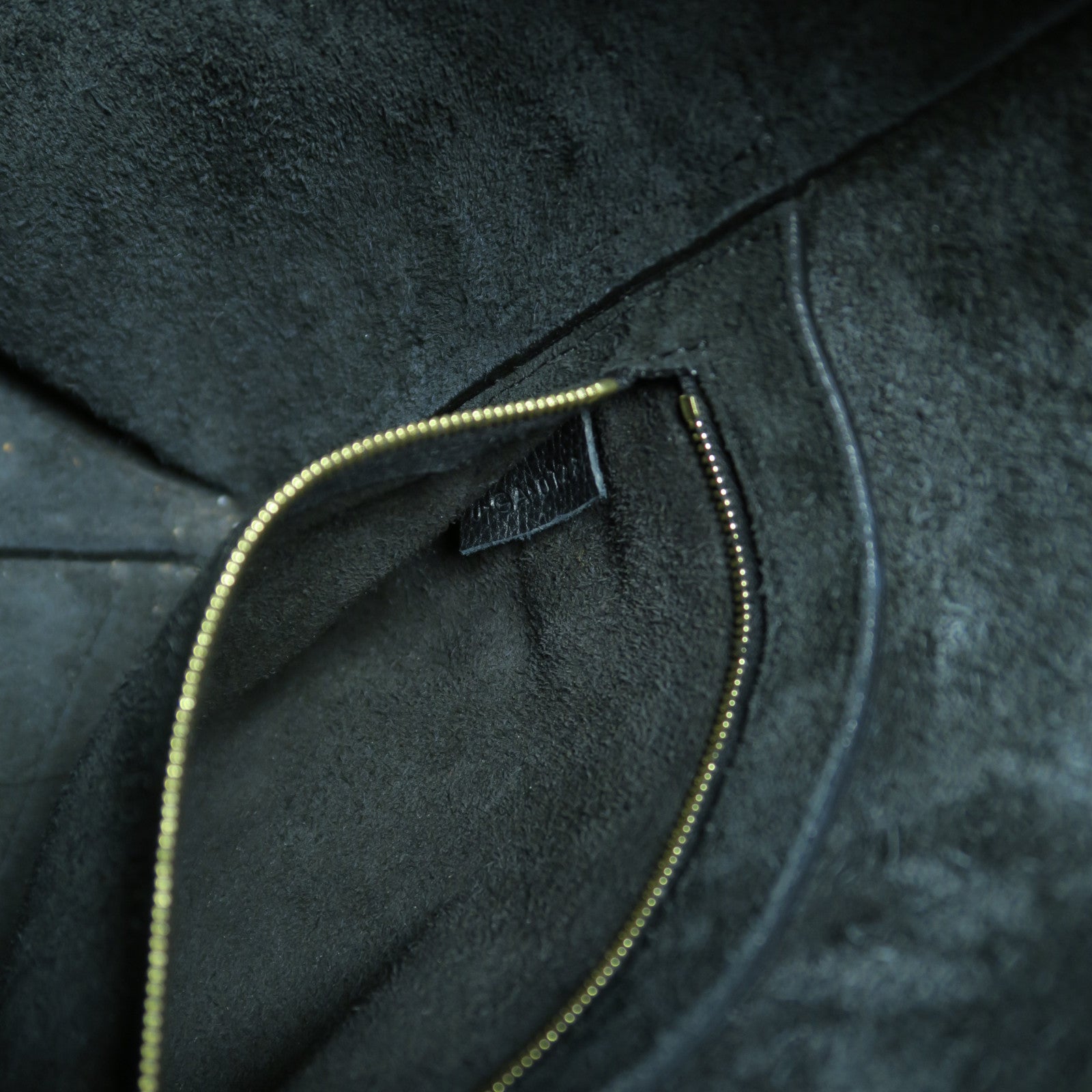 CELINE 牛皮皮革Shoulder Bag金扣肩背袋黑色