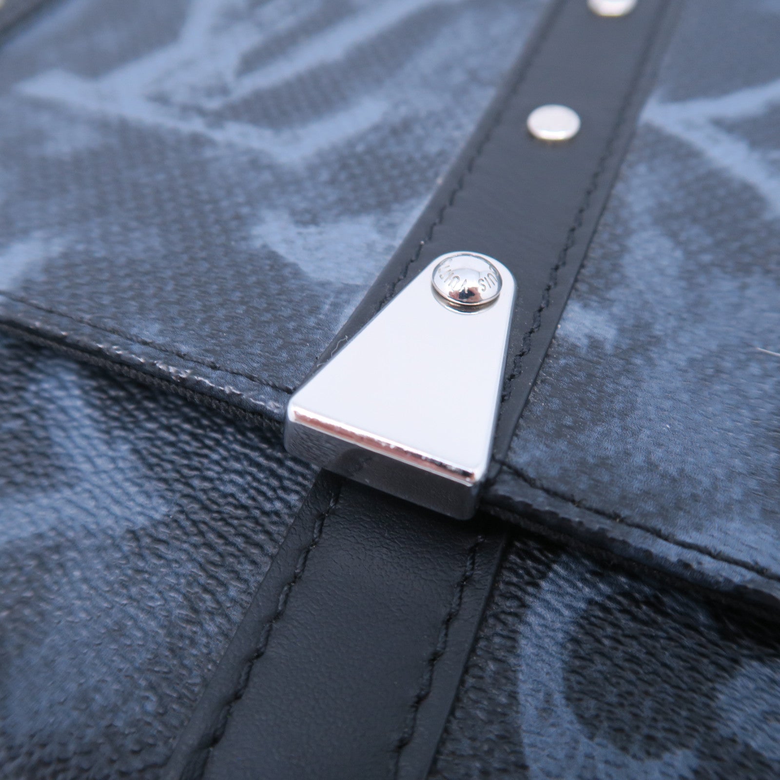 LOUIS VUITTON Monogram Pastel Trunk銀扣肩背袋黑色
