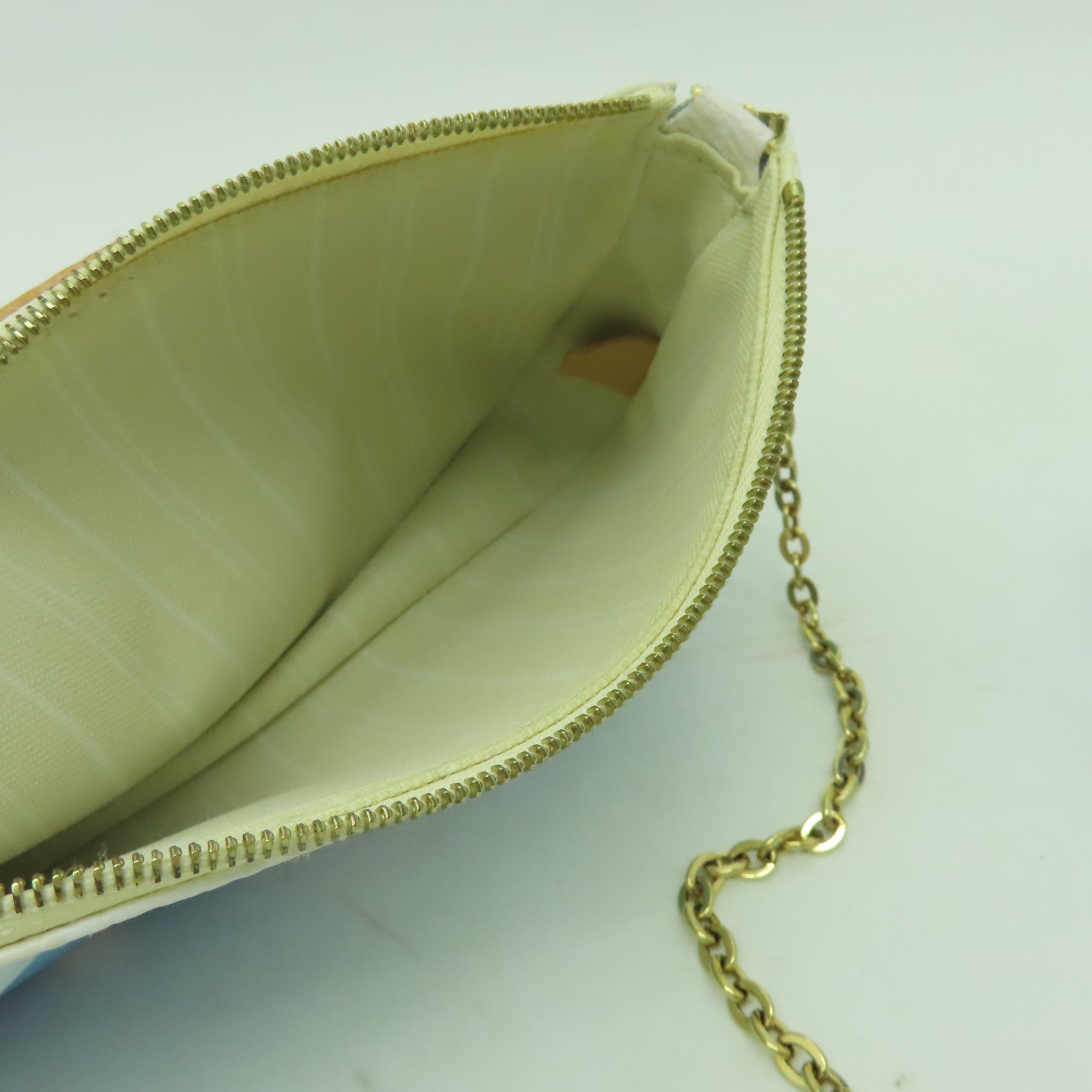 LOUIS VUITTON Monogram Giant Multi Pochette金扣肩背袋藍色/白色