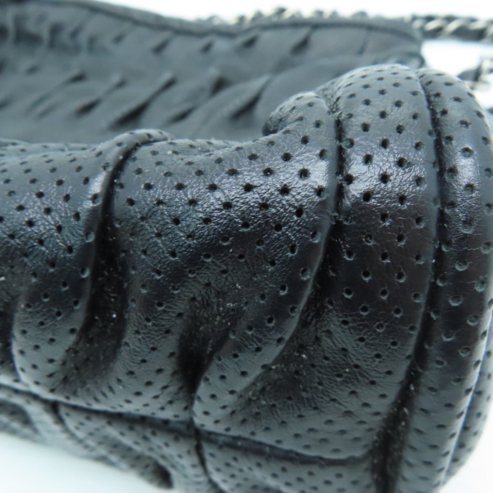 CHANEL 牛皮皮革Chain Shoulder银扣肩背袋黑色