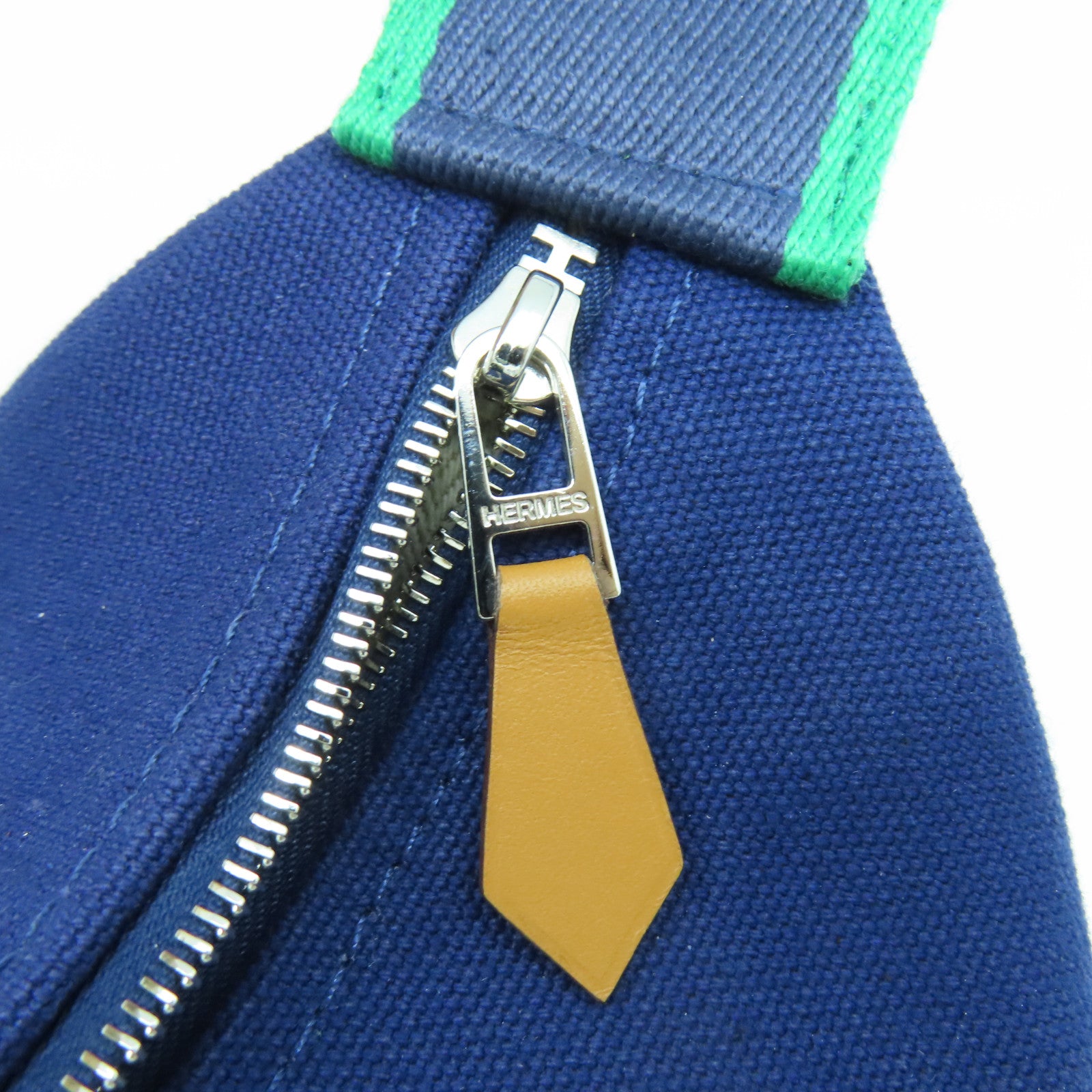 HERMES Toile H帆布Bride a Braccase銀扣手拿包藍色