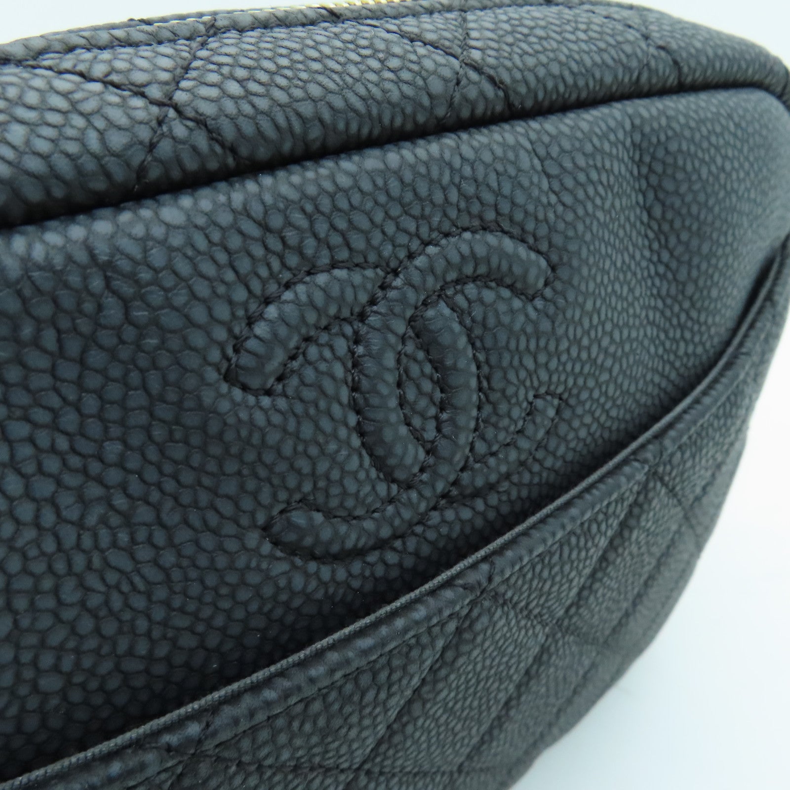 CHANEL Caviar Leather Chain Shoulder Bag Gold Buckle Chain Shoulder Bag Black