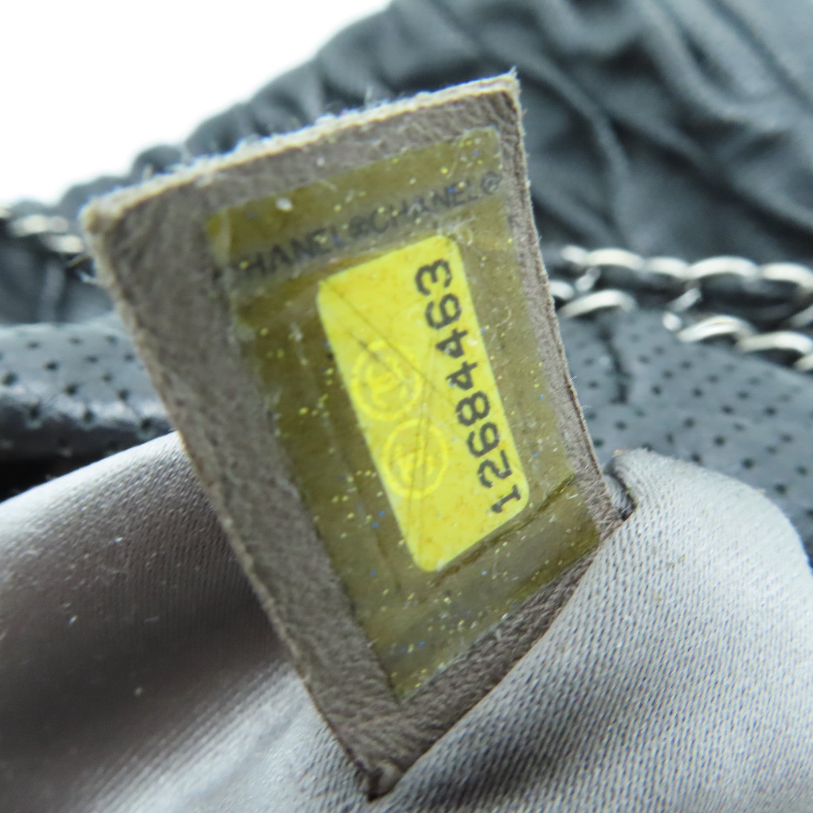 CHANEL 牛皮皮革Chain Shoulder银扣肩背袋黑色