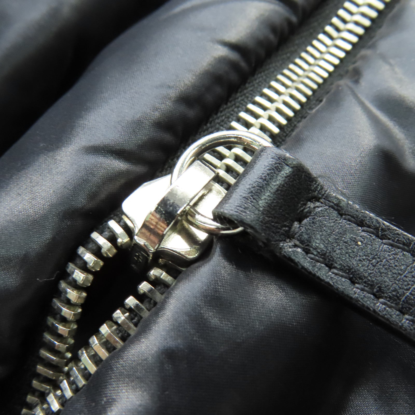 CHANEL 菱格尼龍Coco Cocoon Shoulder Bag肩背袋黑色